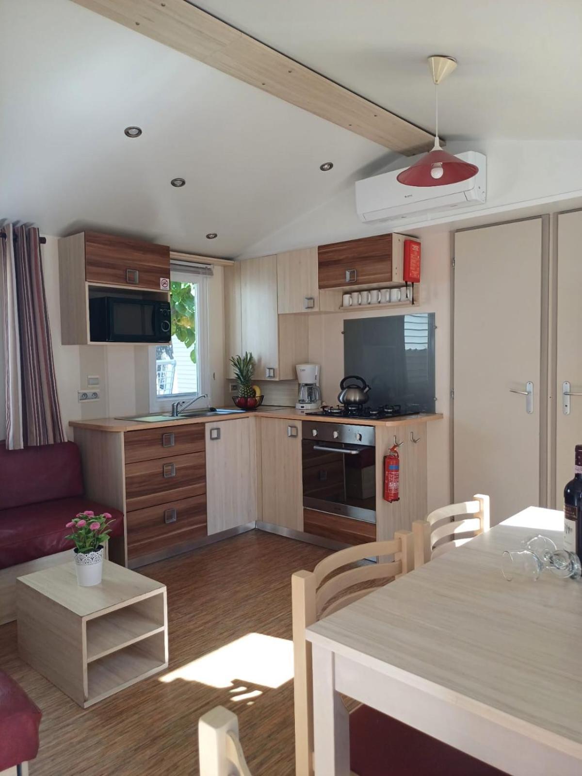 Camping Tucan - Mobile Homes By Lifestyle Holidays Lloret de Mar Esterno foto